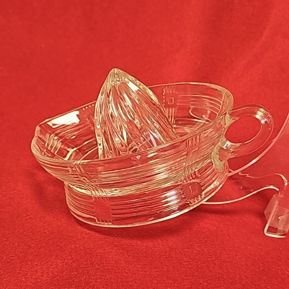 Vintage Antique Hazel Atlas Clear Depression Glass Juice Reamer Citrus Juicer - Picture 4 of 6